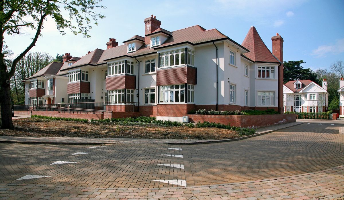 Grove House Hainault Road Foxrock (2).jpg